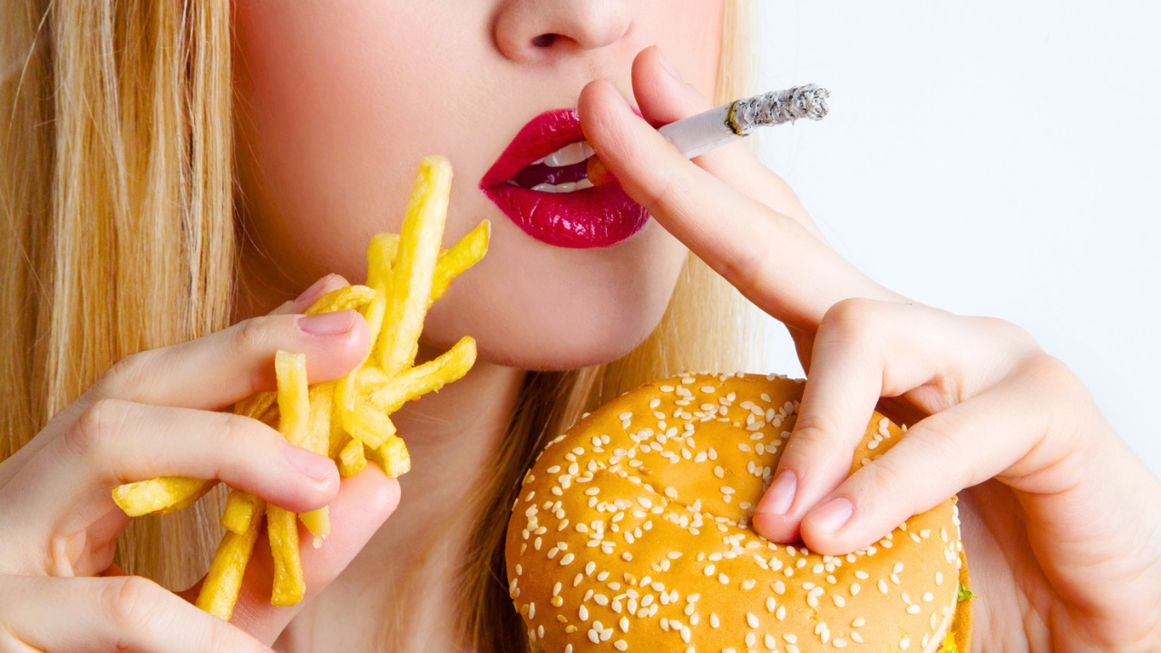 10 Bad Habits You Must Eliminate If You Want A Happy Life